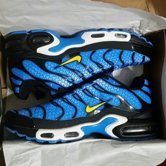 Nike Air Max - Picture 1 of 4